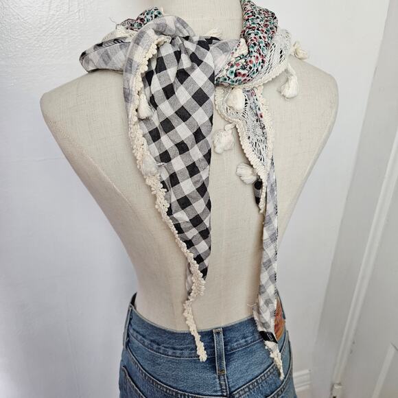 Pimkie Boho Layered Scarf Shawl Wrap Black Ivory Floral Check Tassel - Picture 2 of 12